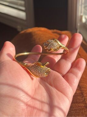 Gold Tone Rose Buds Rhinestone Bracelet